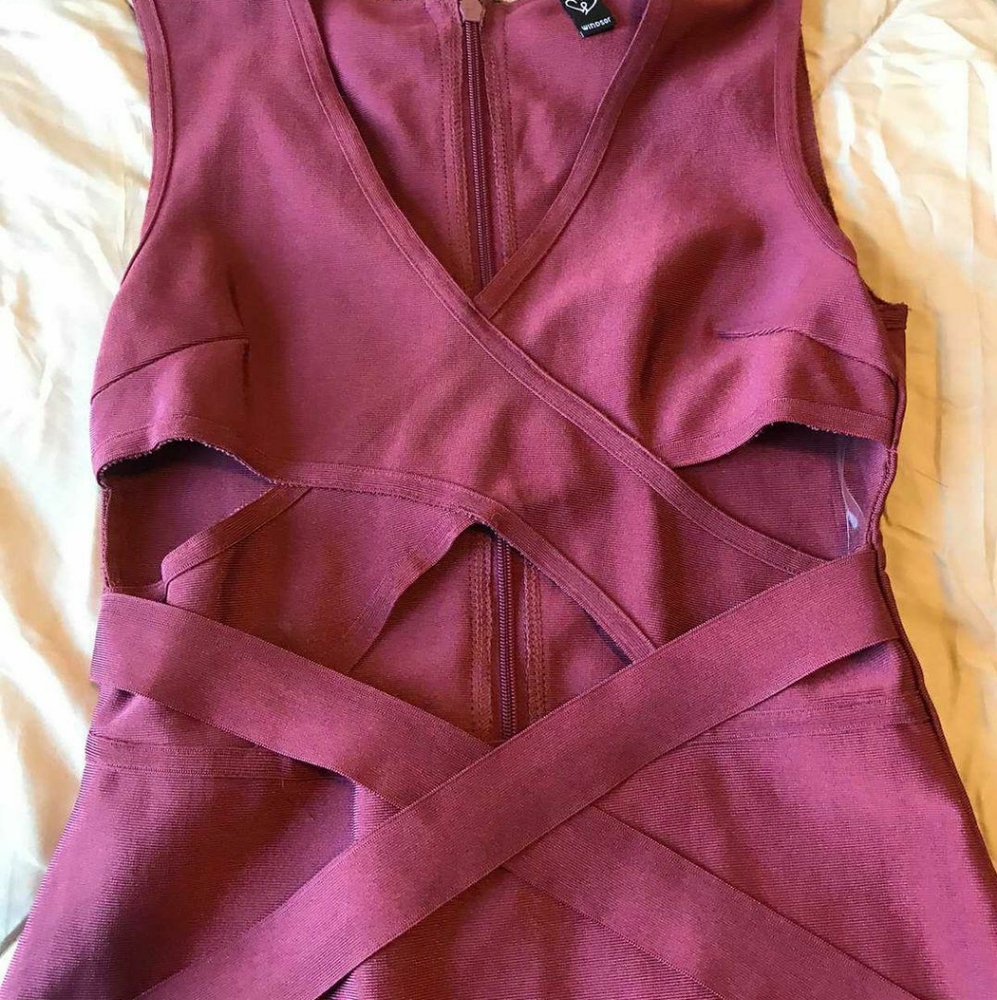 Red Dress - Picture 2 of 4